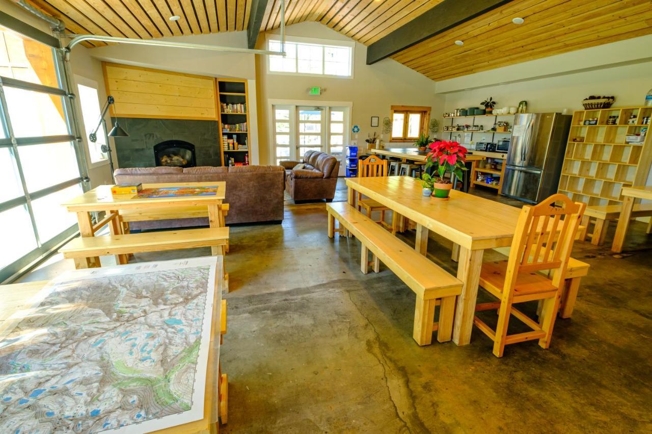 Eastside Guesthouse And Bivy Bishop Dış mekan fotoğraf